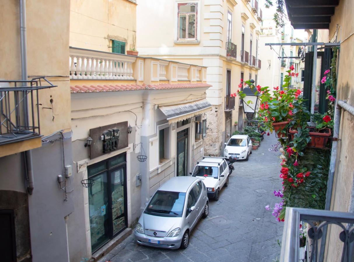 Luxury House Dogana 37 Salerno Exterior foto